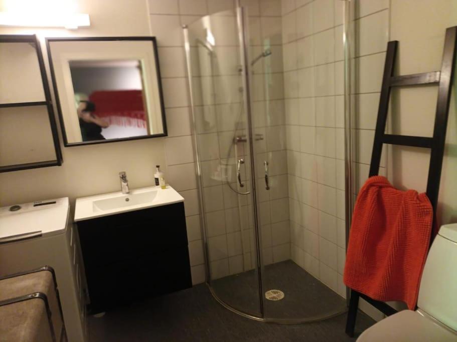 Koselig Leilighet , Med Parkering Og Ski In &Out. Apartamento Oppdal Exterior foto